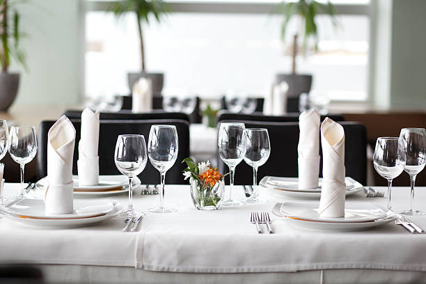 table set for an event party or wedding - chic dineren stockfoto's en -beelden