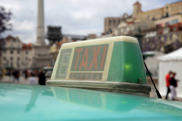 taxi in lisbon. portugal. europe - taxi lisboa imagens e fotografias de stock