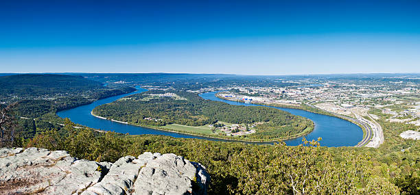Tennessee River Panorama From Chattanooga View Of The Tennessee River From Lookout Mountain Near Chattanooga, Tennessee. chattanooga stock pictures, royalty-free photos & images
