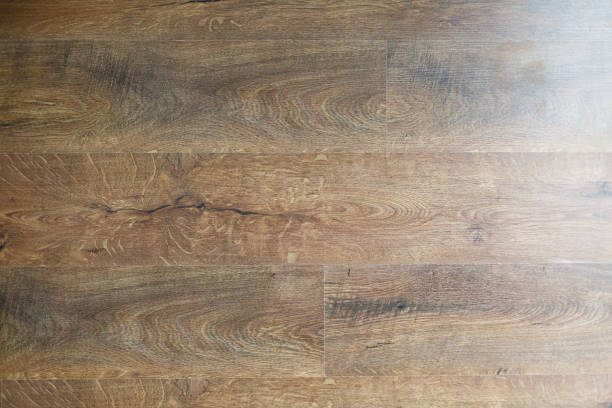 trama di legno worm colorato parquet pavimento - floor top view foto e immagini stock