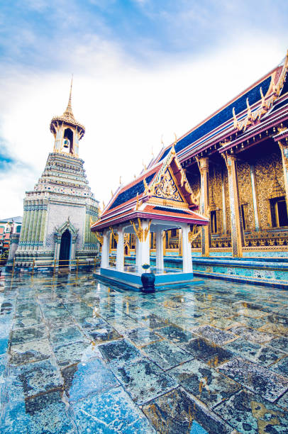 The Beauties Of Wat Phra Kaew In Bangkok, Thailand The Beauties Of Wat Phra Kaew In Bangkok, Thailand asian beauties stock pictures, royalty-free photos & images