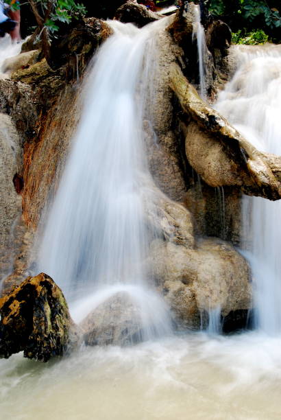 slutet del av dunn vattenfall i jamaica - tagel bildbanksfoton och bilder