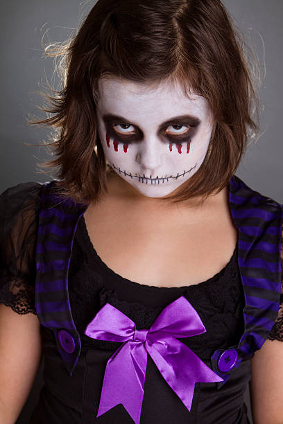 Maquillaje Zombie Niños - Banco de fotos e imágenes de stock