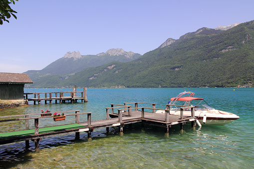 One of the most beautiful lakes of France at the heart of the Alps