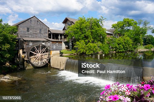 istock The Old Mill along the Little Pigeon River in Tennessee 1327372203