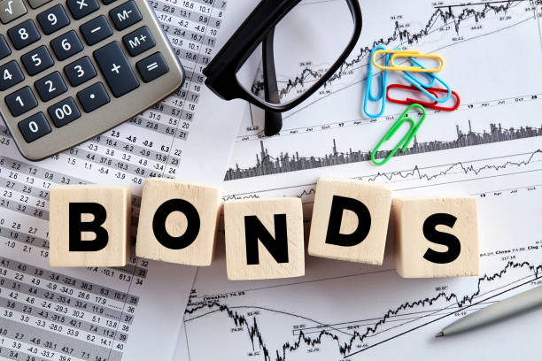 The word bonds on wooden cubes 