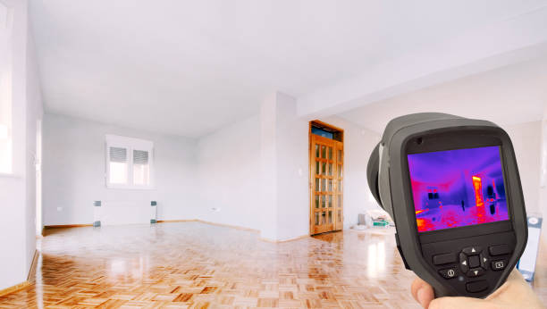 Thermal Insulation of the Home Heat Loss Detection of the House With Infrared Thermal Camera infrared stock pictures, royalty-free photos & images
