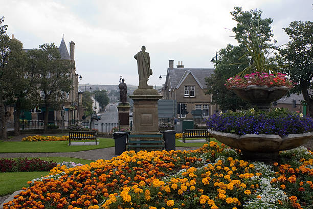 Thurso town centre gardens, Scotland Public park overlooking the high street. caithness stock pictures, royalty-free photos & images
