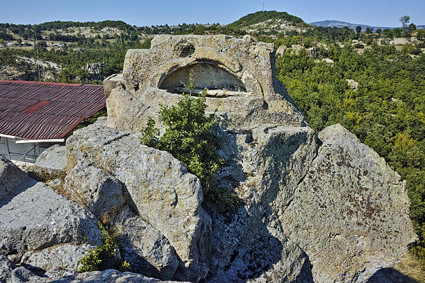 tomb of orpheus in antique thracian sanctuary tatul, bulgaria - orfeus bildbanksfoton och bilder