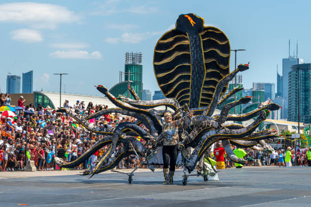 토론토 카리브해 카니발 또는 카리바나, 캐나다 - medusa festival 뉴스 사진 이미지