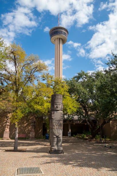 torre de las américas en el centro de san antonio texas - has san hawkins fotografías e imágenes de stock