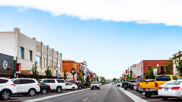 Twin Falls, Idaho Main street in Twin Falls, Idaho small town stock pictures, royalty-free photos & images