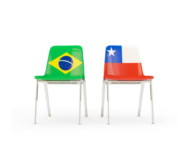兩把掛著巴西國旗和智利國旗的椅子 - 智利代表 個照片及圖片檔