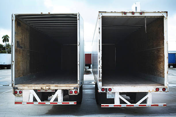 Two Empty Semi Truck Two Empty Semi Truck semi truck back stock pictures, royalty-free photos & images