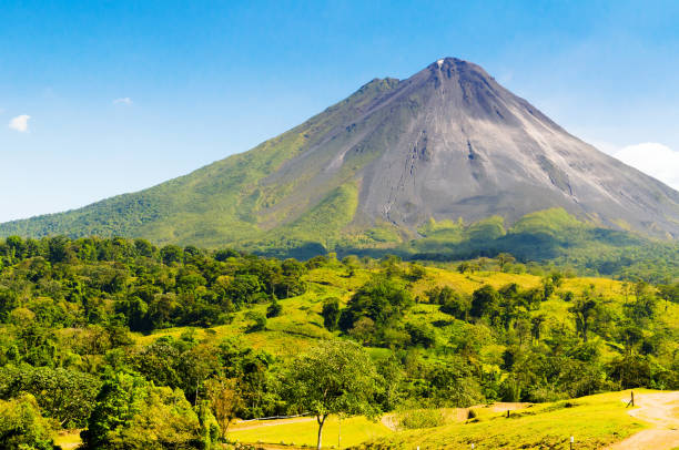 Typical dormant volcano Typical dormant volcano: Arenal volcano (Costa Rica, La Fortuna). dormant volcano stock pictures, royalty-free photos & images