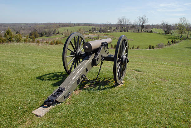 Union artillery at Perryville  battlefield stock pictures, royalty-free photos & images