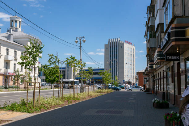 view of belgorod railway station by grazhdanskiy avenue - belgorod 個照片及圖片檔