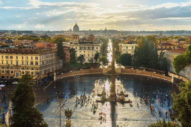 vista di piazza del popolo dalla terrazza del pincio. roma. italia - piazza del popolo roma foto e immagini stock