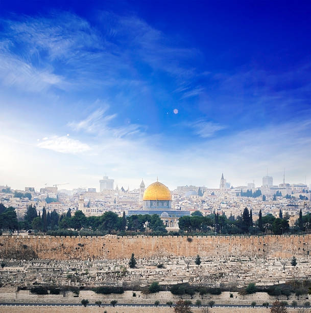view to jerusalem old city. israel - jerusalem 個照片及圖片檔