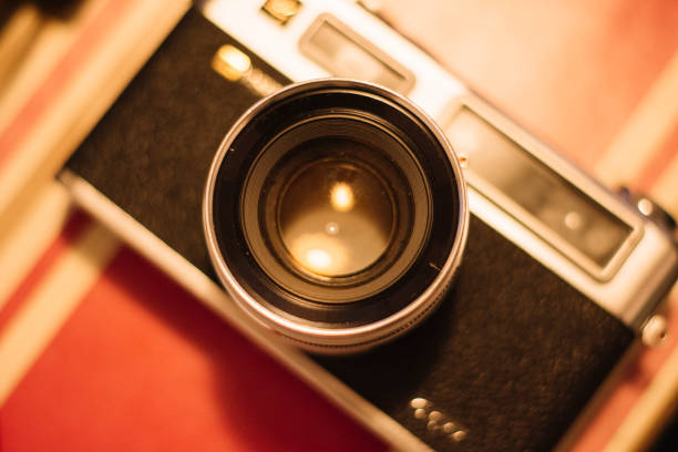 fotocamera vintage - cuadrado foto e immagini stock