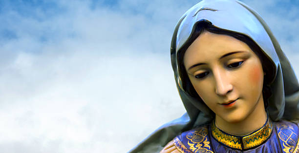 virgin mary мать иисуса христа - madonna стоковые фото и изображения