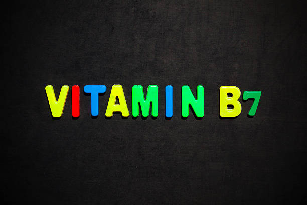 vitamina b7 - biotin fotografías e imágenes de stock