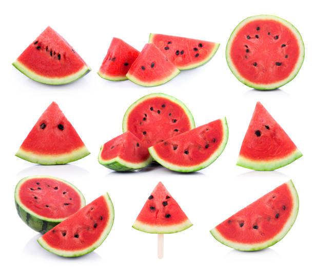 watermeloen geïsoleerd op witte achtergrond - watermeloen stockfoto's en -beelden