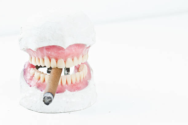 Teeth whitening tips for smokers