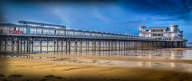 Weston Super Mare Pier. weston super mare pier, in summer, large file, panoramic somerset england stock pictures, royalty-free photos & images