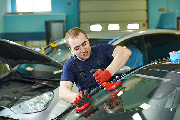 auto glass repair shops near me