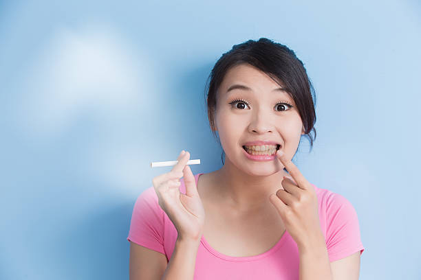 Teeth whitening tips for smokers