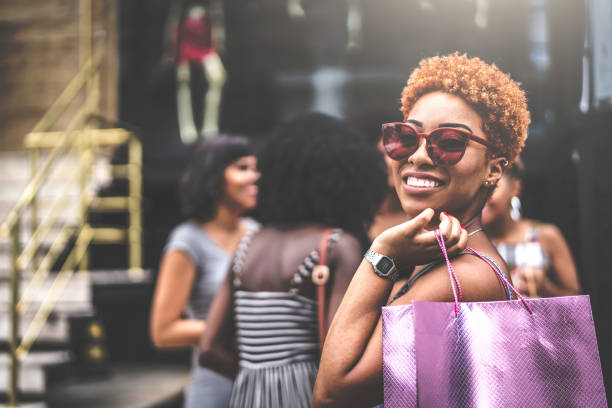 20,880 Black Woman Shopping Bags Stock Photos, Pictures &amp;amp; Royalty-Free  Images - iStock