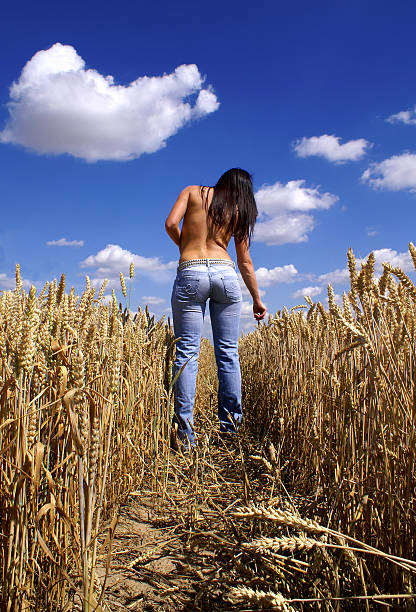 female farm girls nude