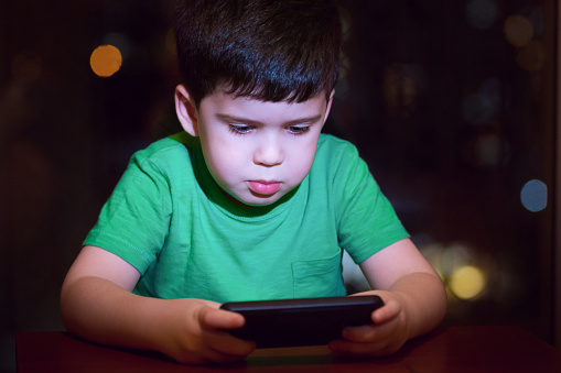 Google admits it notifies children if parents are monitoring their accounts