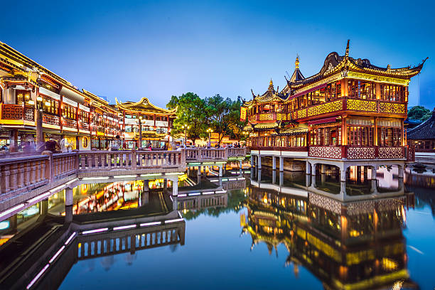 2 5 Shanghai Yu Garden Stock Photos Pictures Royalty Free Images Istock