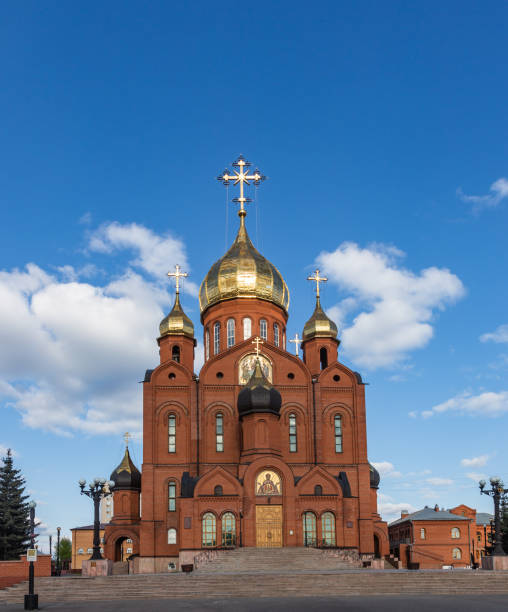 znamensky cathedral in kemerovo, russia - kemerovo imagens e fotografias de stock