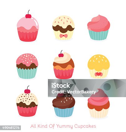 istock Cute birthday cupcakes 490481276