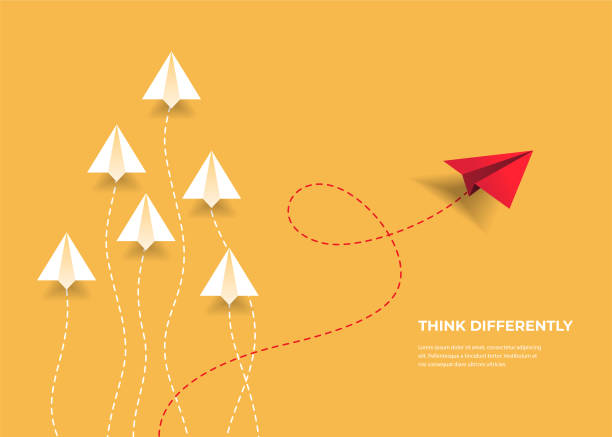 Pesawat kertas terbang. Pikirkan secara berbeda, kepemimpinan, tren, solusi kreatif, dan konsep cara yang unik. Jadilah berbeda.