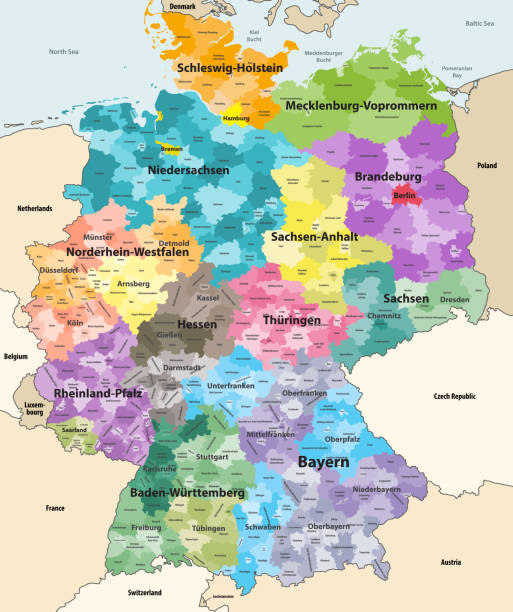 이웃 국가 및 영토와 독일 높은 상세한 벡터지도. 주 및 행정 구역별로 색칠된 맵, 세분화 - 라인란트팔츠 주 stock illustrations