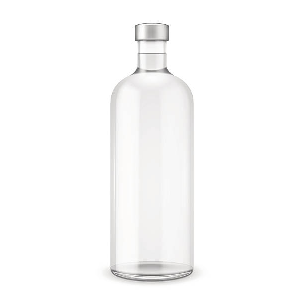 glas wodka-flasche mit silberne kappe. - flasche stock-grafiken, -clipart, -cartoons und -symbole