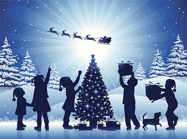 stockillustraties, clipart, cartoons en iconen met happy children in the christmas night - vrouw kerstboom versieren