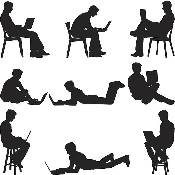 illustrazioni stock, clip art, cartoni animati e icone di tendenza di uomo seduto a casa utilizzando il computer - accavallare le gambe