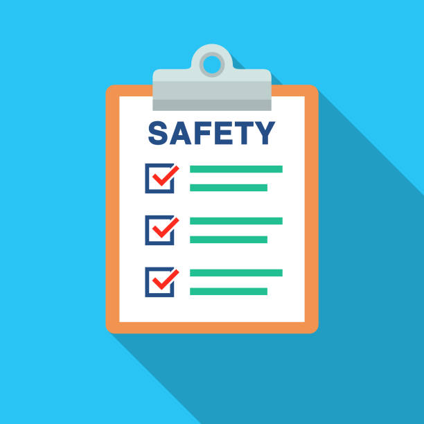 체크 표시 및 클립보드를 사용 하는 안전 문서 목록 - 안전 stock illustrations