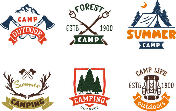 bildbanksillustrationer, clip art samt tecknat material och ikoner med uppsättning av vintage woods läger badges och resa handritad emblem natur berg camp utomhus vektorillustration - camping tent