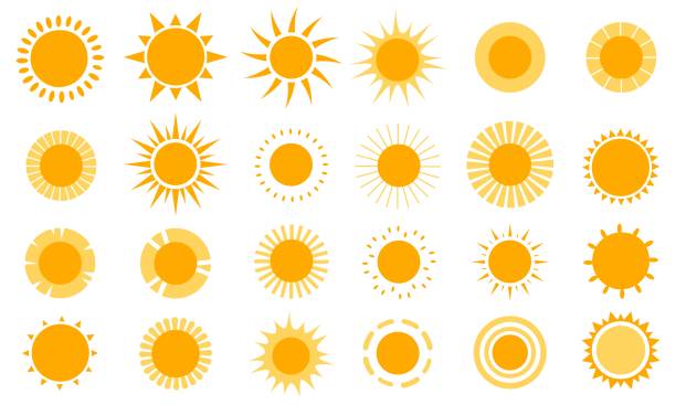 ikon matahari. tanda-tanda musim sederhana modern, lambang musim panas, siluet sinar matahari dengan gaya sinar yang berbeda, simbol cuaca panas. logo surya kuning monokrom, vektor terisolasi pada set putih - sinar matahari ilustrasi stok