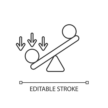 Synergy bias linear icon. Unbalanced scale with spheres. Advantage and disadvantage on scale. Thin line customizable illustration. Contour symbol. Vector isolated outline drawing. Editable stroke