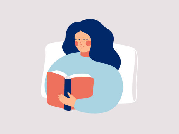 illustrations, cliparts, dessins animés et icônes de la jeune femme est assise dans le lit avec le livre. - lit