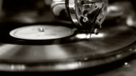 istock Black and white old movie retro gramophone. Vintage turntable 473328703