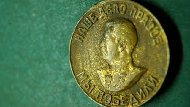 macro: stalin brass medal