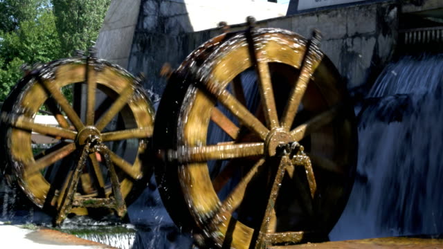 Two rotating water mills 4K resulation
